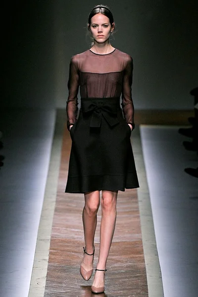 Look 5